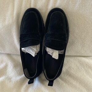 Vionic Uptown Loafer size 8.5